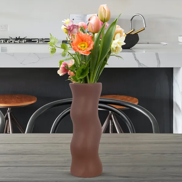 Piper_Big_Truffle_Ceramic_Flower_Vase_For_Living_Room,_Bedroom,_Dining_Table,_Home_Decoration_(H_-_22_X_Od_-_8_X_Ud_-_7_Cm)