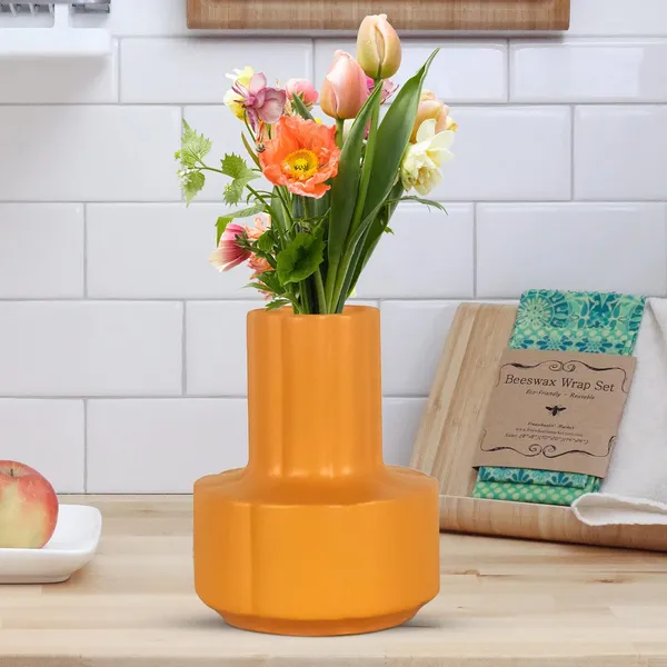 Zoey_Lily_Ceramic_Flower_Vase_For_Living_Room,_Bedroom,_Dining_Table,_Home_Decoration_(H_-_17.5_X_Od_-_14_X_Ud_-_7_Cm)