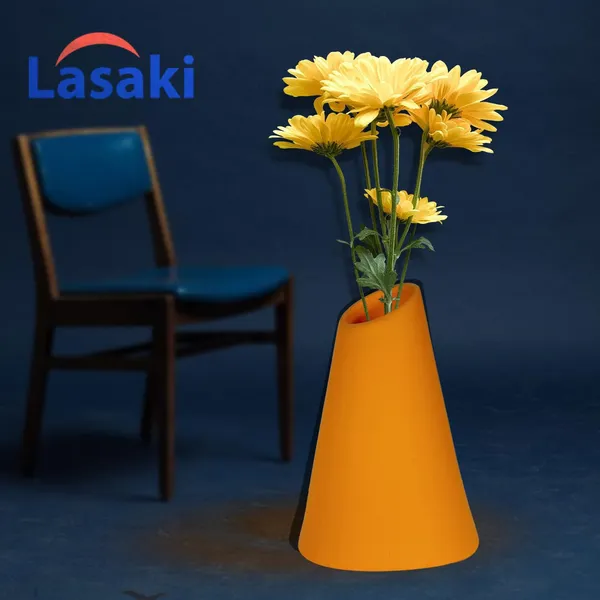 Voltra_Lily_Ceramic_Flower_Vase_For_Living_Room,_Bedroom,_Dining_Table,_Home_Decoration,_Artificial_Flowers_(D-_11_X_H_-_16.5_Cm)