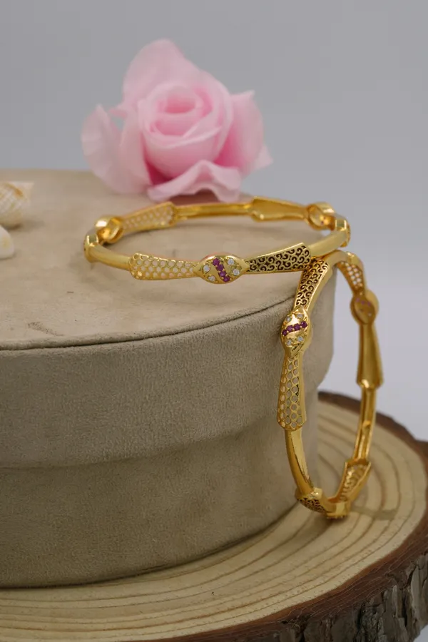 Stylish_Bangles_for_Women_|_Gorgeous_Gold_Plated_Bangles