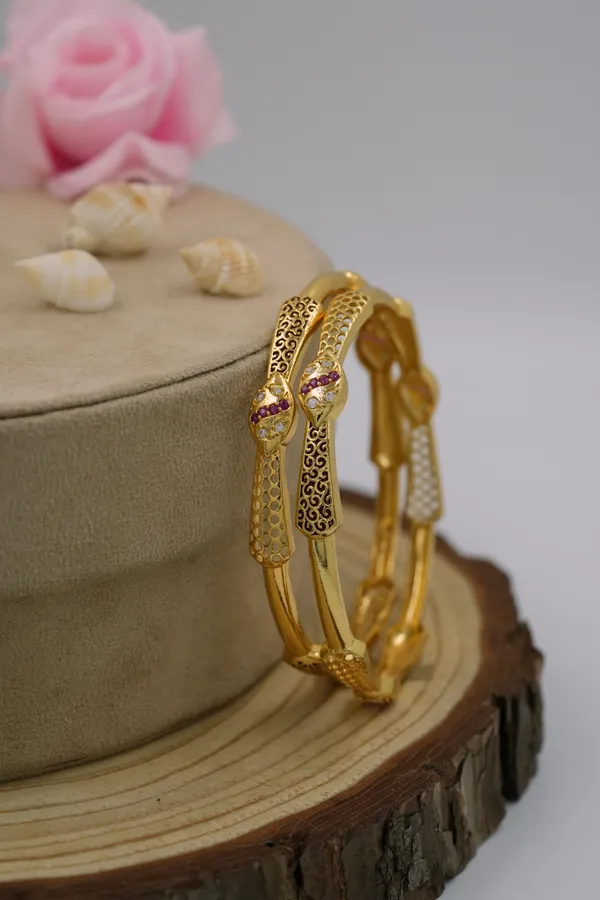 Stylish_Bangles_for_Women_|_Gorgeous_Gold_Plated_Bangles