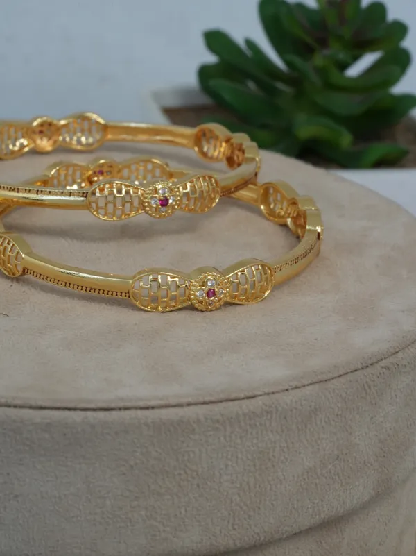 Artificial_Bangles_for_Daily_Use_|_Exquisite_&_Stylish_Bangles