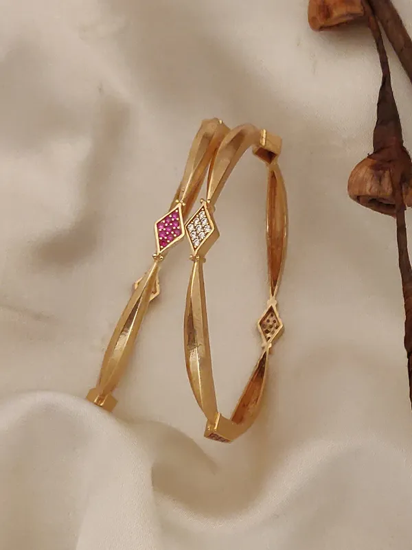 Set_of_2_Gold_Plated_Finish_Brass_With_American_Diamond_Studded_Bangles_For_Women