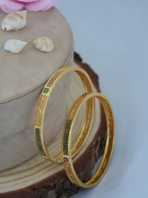 Chic_Gold_Plated_Bangles_for_Daily_Wear_|_Gorgeous_&_Durable