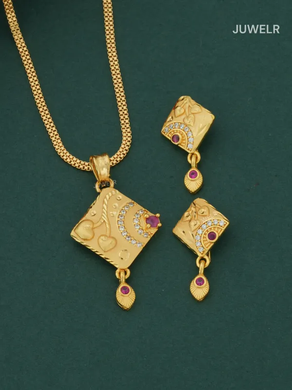 Gold_Pendant_with_Earrings_Set_for_Girls_|_Unique_Heart_Design_(1_Set)