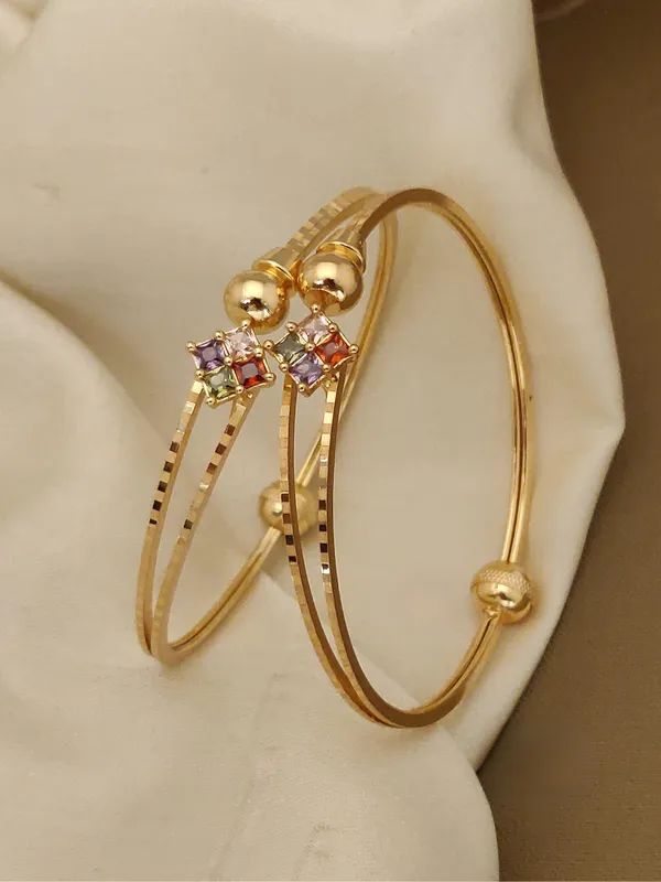 Openable_Bangle_Bracelet_for_Women_|_Elegant_Gold_Plated_Bangle_for_Daily_Wear