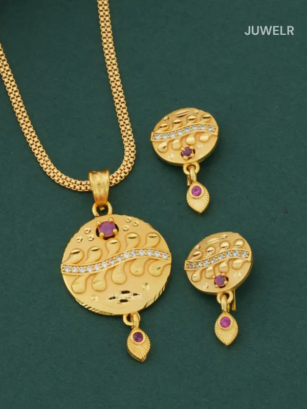 Pendant_with_Earrings_Set_for_Women_&_Girls_|_Lovely_Gold-Plated_Designer_Set_(1_Set)