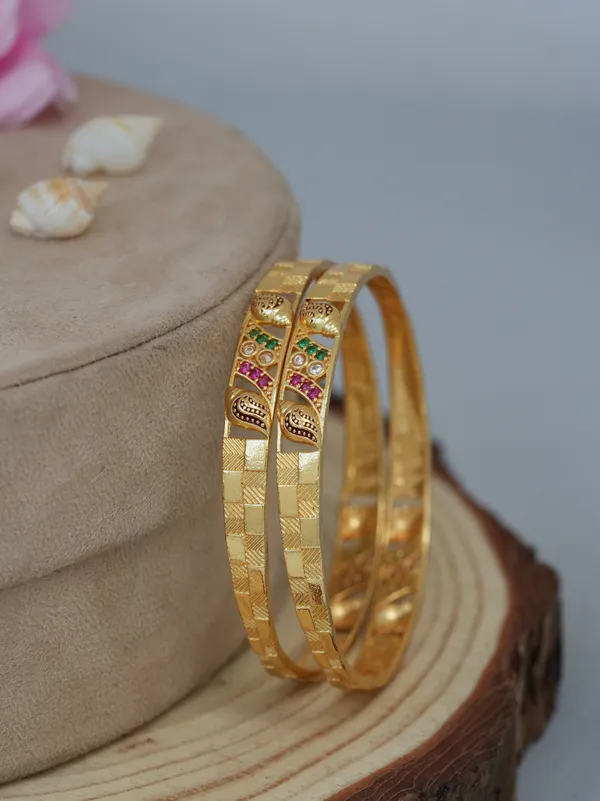 Stylish_Daily_Wear_Gold_Plated_Bangles_Design_|_Classic_&_Luxurious_Bangles