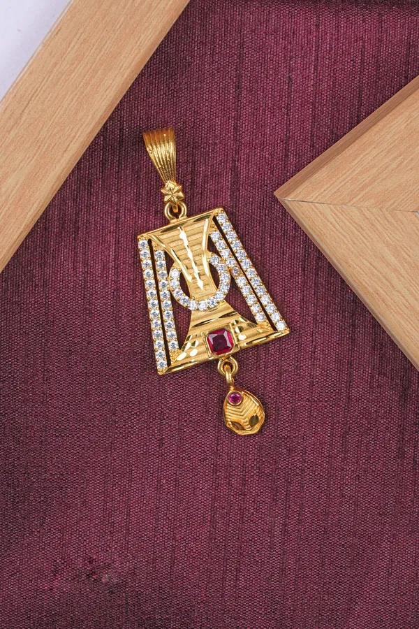 Gold_Pendant_Set_With_Micro_Gold_Plated_With_Earrings
