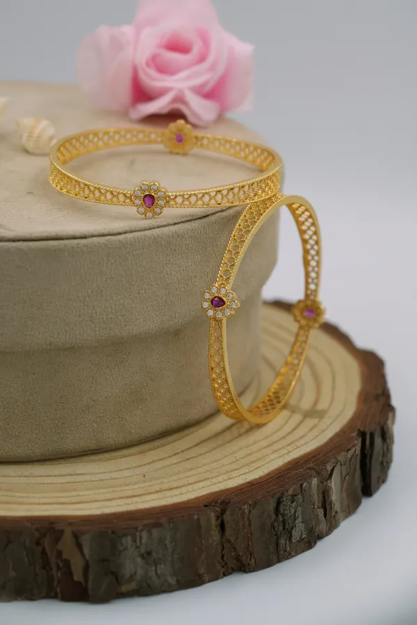 Latest_Gold_Plated_Bangles_for_Girl_|_Sleek_&_Elegant_Bangles