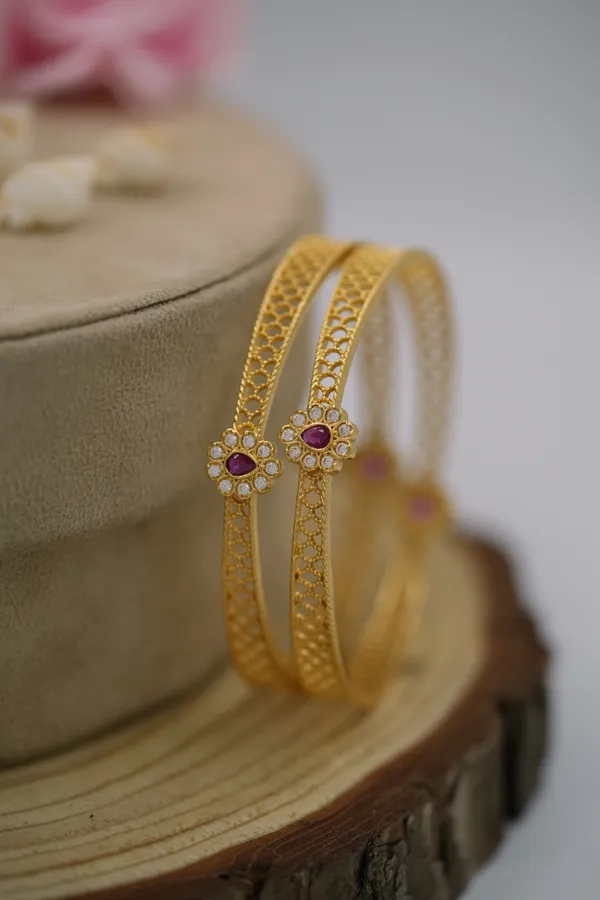 Latest_Gold_Plated_Bangles_for_Girl_|_Sleek_&_Elegant_Bangles