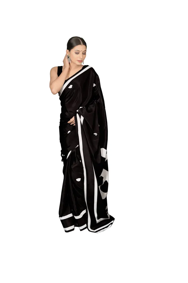 Black_&_White_Poly_crepe_Maa_Printed_Saree_With_Unstitched_Blouse_Piece