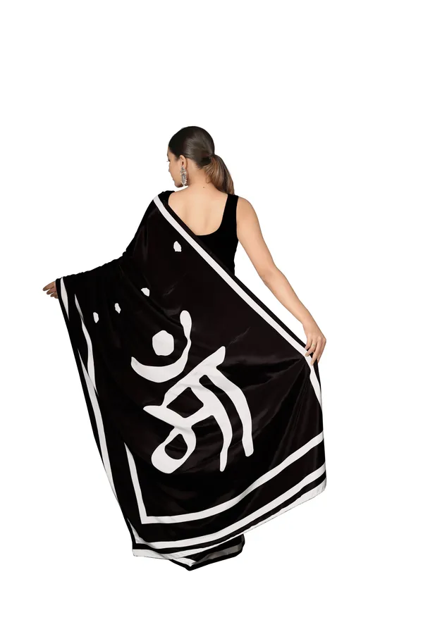 Black_&_White_Poly_crepe_Maa_Printed_Saree_With_Unstitched_Blouse_Piece