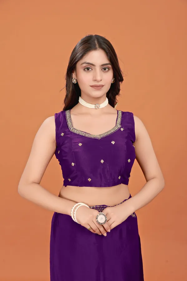 Purple_Crepe_Silk_Embroidered_Saree_With_Unstitched_Blouse_Piece