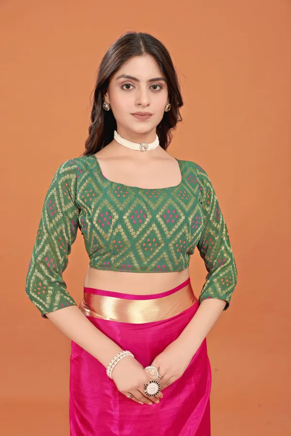 Pink_Chanderi_Silk_Plain_Saree_With_Unstitched_Blouse_Piece