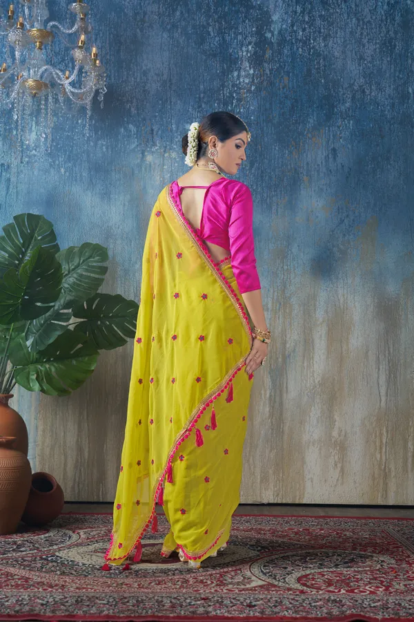 Yellow_Poly_Georgette_Gota_With_Tassel_Detail_Saree_With_Unstitched_Blouse_Piece