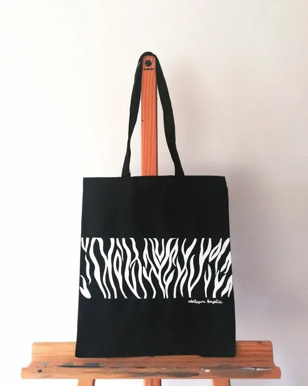 Black_Tote_Bag_for_Women_|_Canvas_Casual_Bag_for_Everyday_use