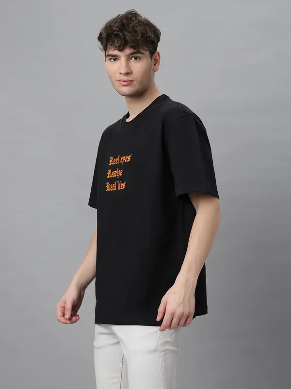 Black_Cotton_Embroidery_Round_Neck_Half_Sleeves_Oversized_T-Shirt_For_Unisex
