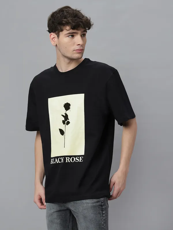 Black_Cotton_Graphic_Printed_Round_Neck_Half_Sleeves_Oversized_T-Shirt_For_Unisex