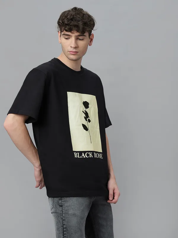 Black_Cotton_Graphic_Printed_Round_Neck_Half_Sleeves_Oversized_T-Shirt_For_Unisex