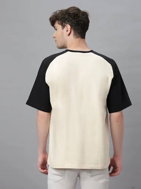 Off-White_&_Black_Cotton_Round_Neck_Half_Sleeves_Loose_Fit_Raglan_T-Shirt_For_Men