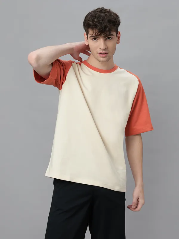 Off-White_&_Orange_Cotton_Round_Neck_Half_Sleeves_Loose_Fit_Raglan_T-Shirt_For_Men