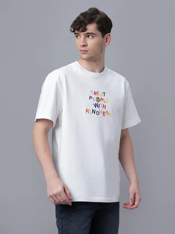 White_Cotton_Embroidery_Round_Neck_Half_Sleeves_Oversized_T-Shirt_For_Unisex