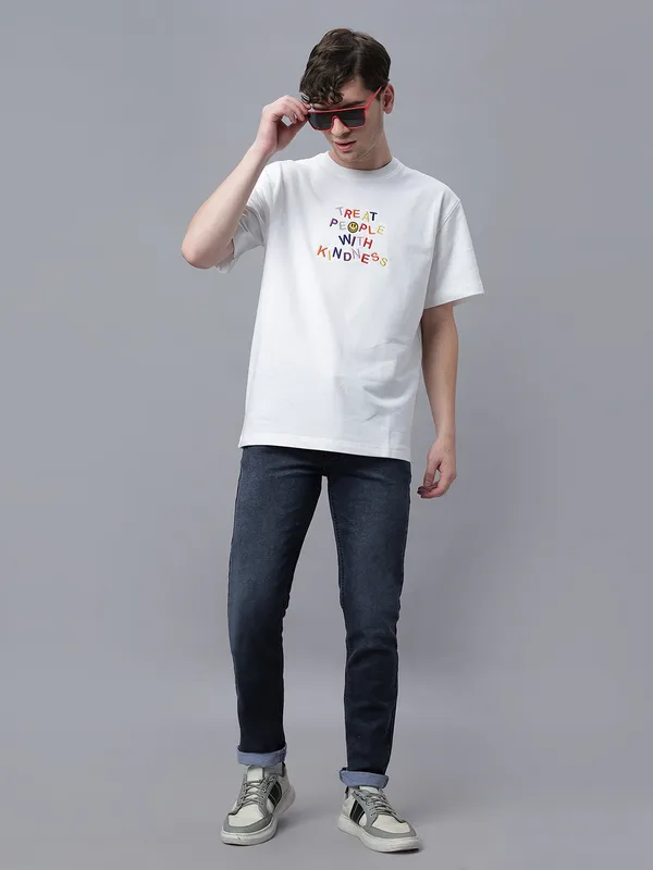White_Cotton_Embroidery_Round_Neck_Half_Sleeves_Oversized_T-Shirt_For_Unisex