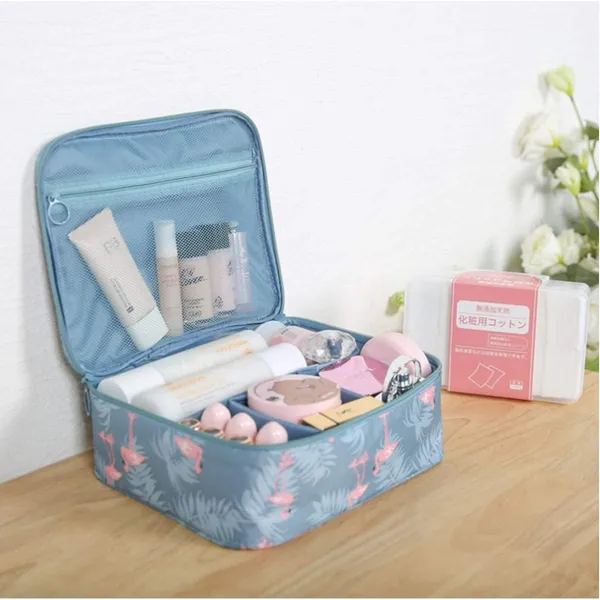 Women's_Zipper_Makeup_Organizer_Professional_Travelling_Bag_Make_up_Storage_Bag
