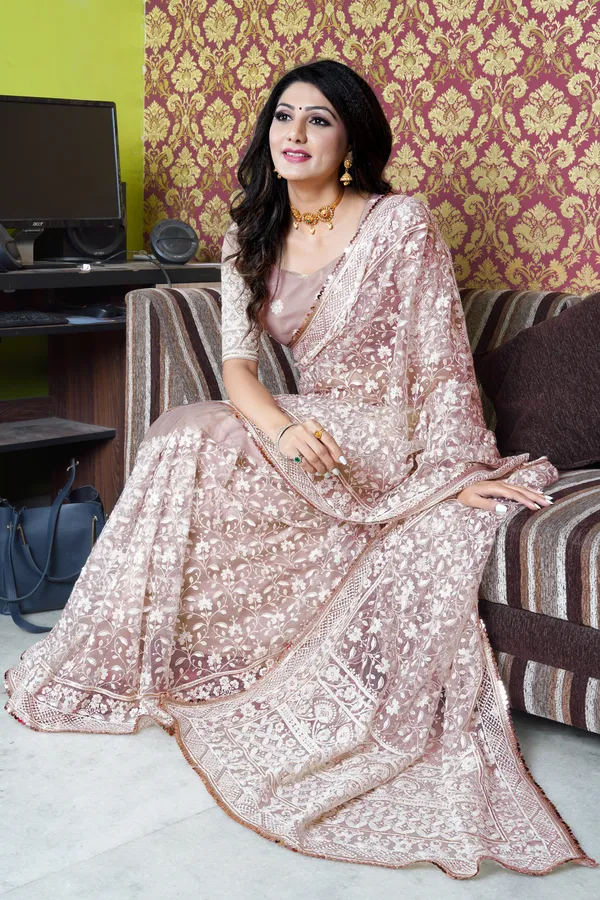 Pink_Preimium_&_Elegant_Georgette_Saree_For_Women