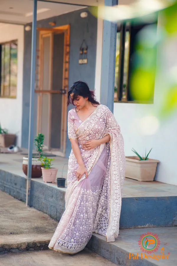 Pink_Preimium_&_Elegant_Georgette_Saree_For_Women