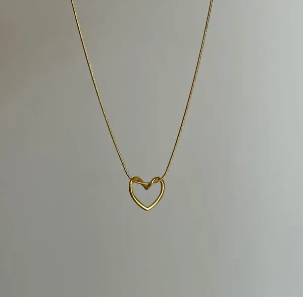 8k_Gold_Plated_Heart_Shaped_Necklace_For_Women_|_Anti_Tarnish_Stainless_Steel_Pendant