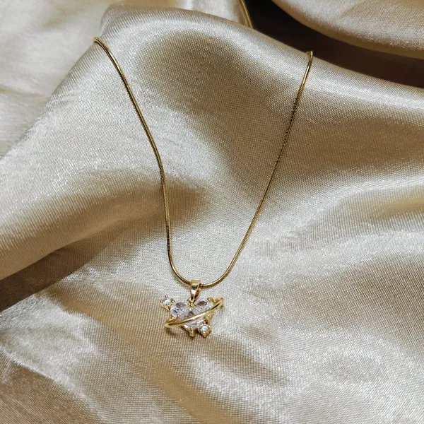 8k_Gold_Plated_Heart_Shaped_Necklace_For_Women_|_Anti_Tarnish_Stainless_Steel_Stone_Studded_Pendant