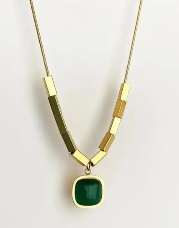 Green_Pendant_For_Women_|_Anti_Tarnish_Stainless_Steel_Necklace