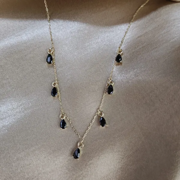 Black_&_8k_Gold_Plated_Stainless_Steel_Stone_Studded_Anti_Tarnish_Jewellery_For_Women