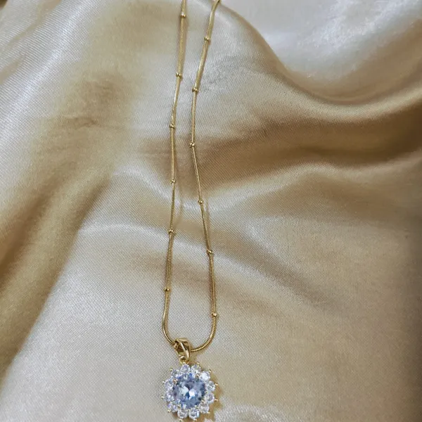 8k_Gold_Plated_Stainless_Steel_Stone_Studded_Anti_Tarnish_Necklace_For_Women
