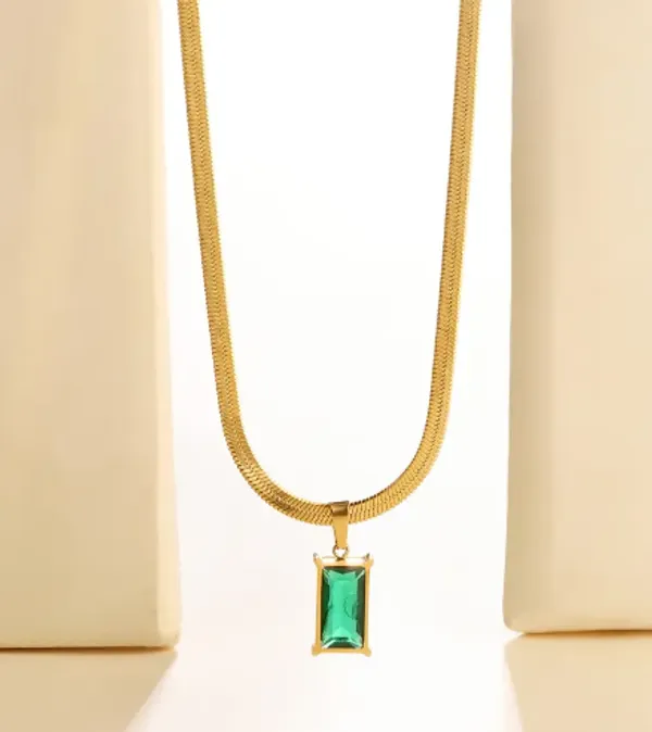 Dark_Green_8k_Gold_Plated_Stainless_Steel_Pendant_Anti_Tarnish_Jewellery_For_Women