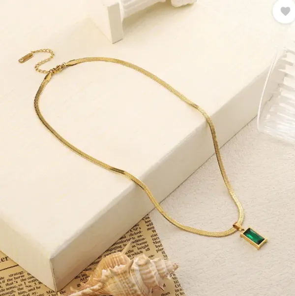 Dark_Green_8k_Gold_Plated_Stainless_Steel_Pendant_Anti_Tarnish_Jewellery_For_Women