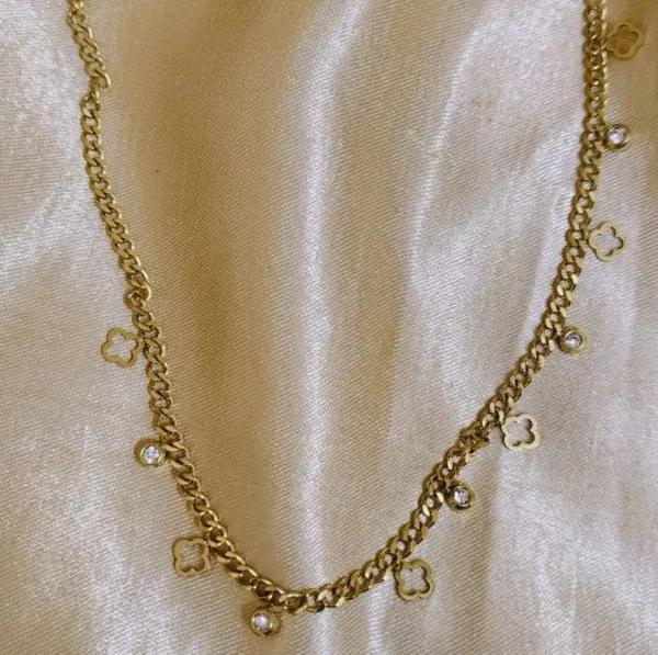 8k_Gold_Plated_Stainless_Steel_Anti_Tarnish_Minimal_Jewellery_For_Women