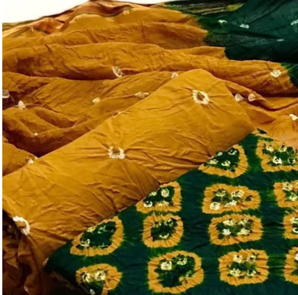 Unstitched_Green_&_Mustred_Pure_Cotton_Bandhni_Dress_Material_For_Women