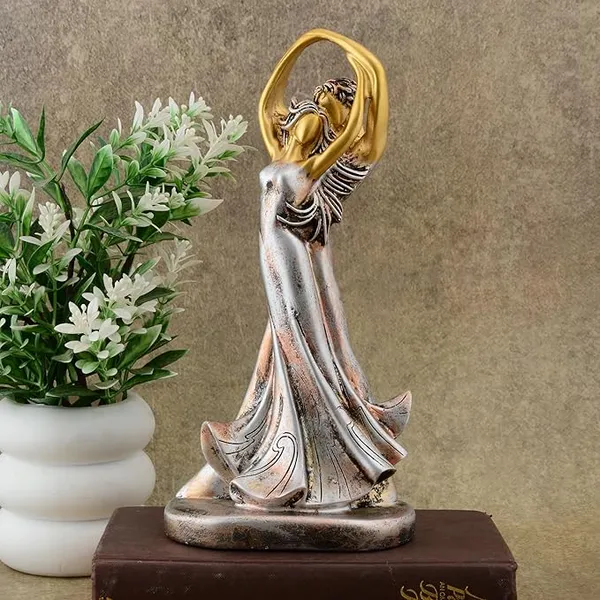Golden_Resin_Love_Couple_Showpiece_Handcrafted_Home_And_Office_Decor_11_Inch