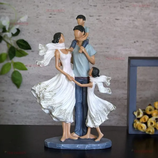 Handcrafted_Resin_Family_Figurine_Elegant_Home_And_Office_Decor_Showpiece