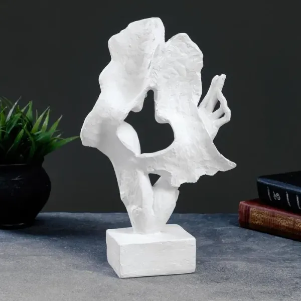 Romantic_White_Couple_Figurine_Elegant_Love-Themed_Home_Decor_Showpiece_11_Inch