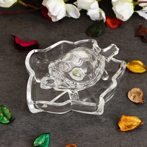 Transparent_Crystal_Turtle_Tortoise_with_plate_for_Feng_Shui_and_Vastu_Best_gift_for_career_and_good_luck