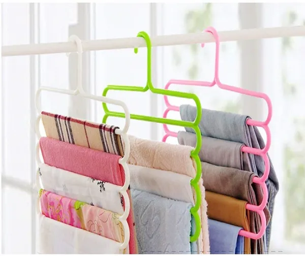 Multicolor_5_Layer_Coat_Pants_Clothes_Hanger_(6_Pc)