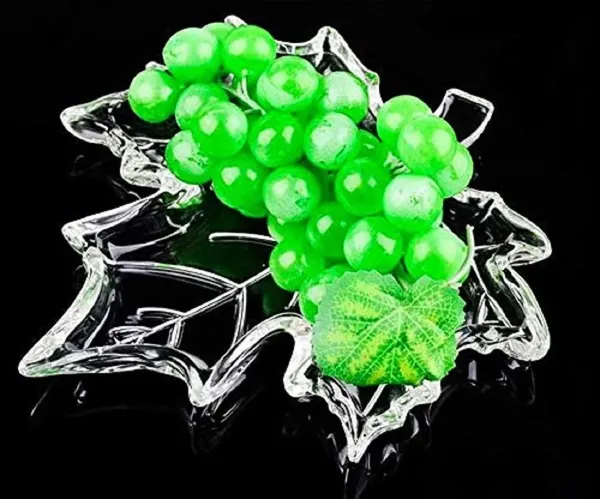 Transparent_Crystal_Clear_Leaf_Shape_Plate_Glass_Tray_(12L_X_18W_X_2Th_Cm)