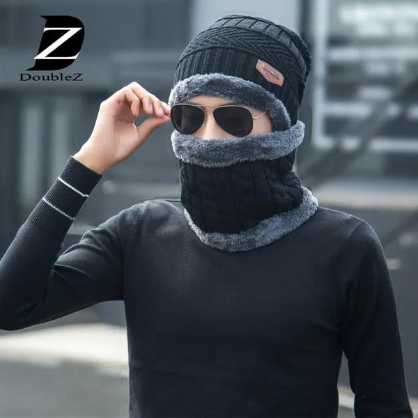 Black_Fleece-Lined_Hat_And_Scarf_For_Men