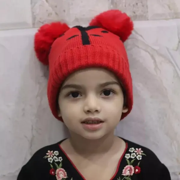 Red_Winter_Beanie_Cap_Cute_Pom-Pom_Hat_For_Boys_&_Girls