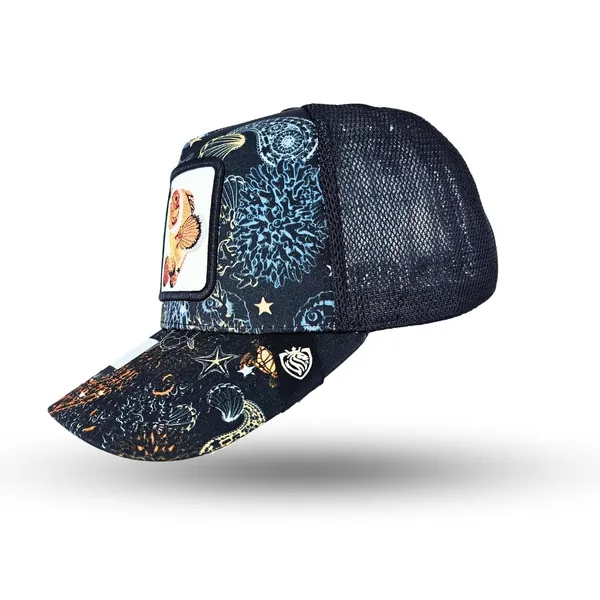 Black_Unique_Animal_Themed_Snapback_Hat_With_Wolf_Print_Patch