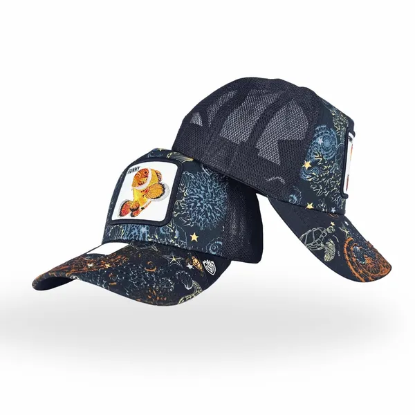 Black_Unique_Animal_Themed_Snapback_Hat_With_Wolf_Print_Patch